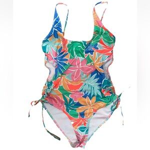 Hurley floral cutout sides suit, large (MED)